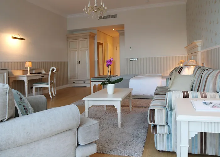 Hotel Atlantic Grand Travemuende 5*